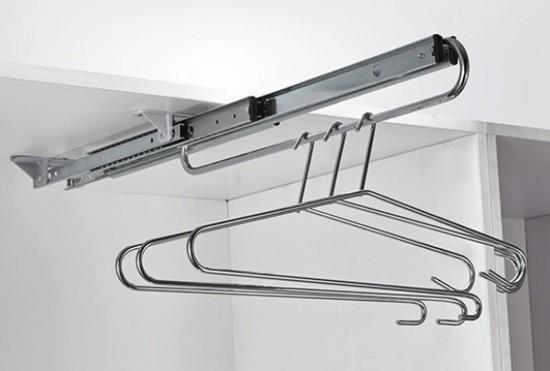 מוט נשלף לקולבים רוחב 43 עומק 375 ממ