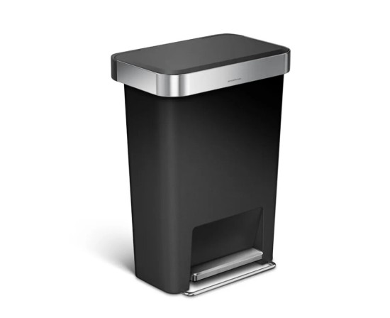 פח פלסטיק שחור שוליים נירוסטה 45 ליטר