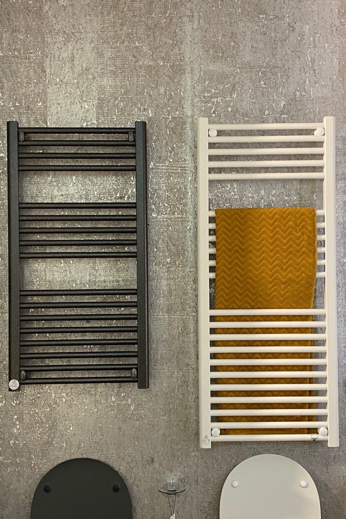 מייבש מחמם דלונגי לבן 60 על 1.54 700w